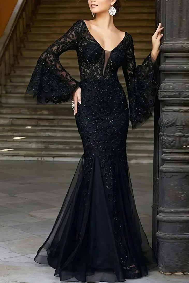 Robe sirène en dentelle noire manches longues chic et romantique – Rowena