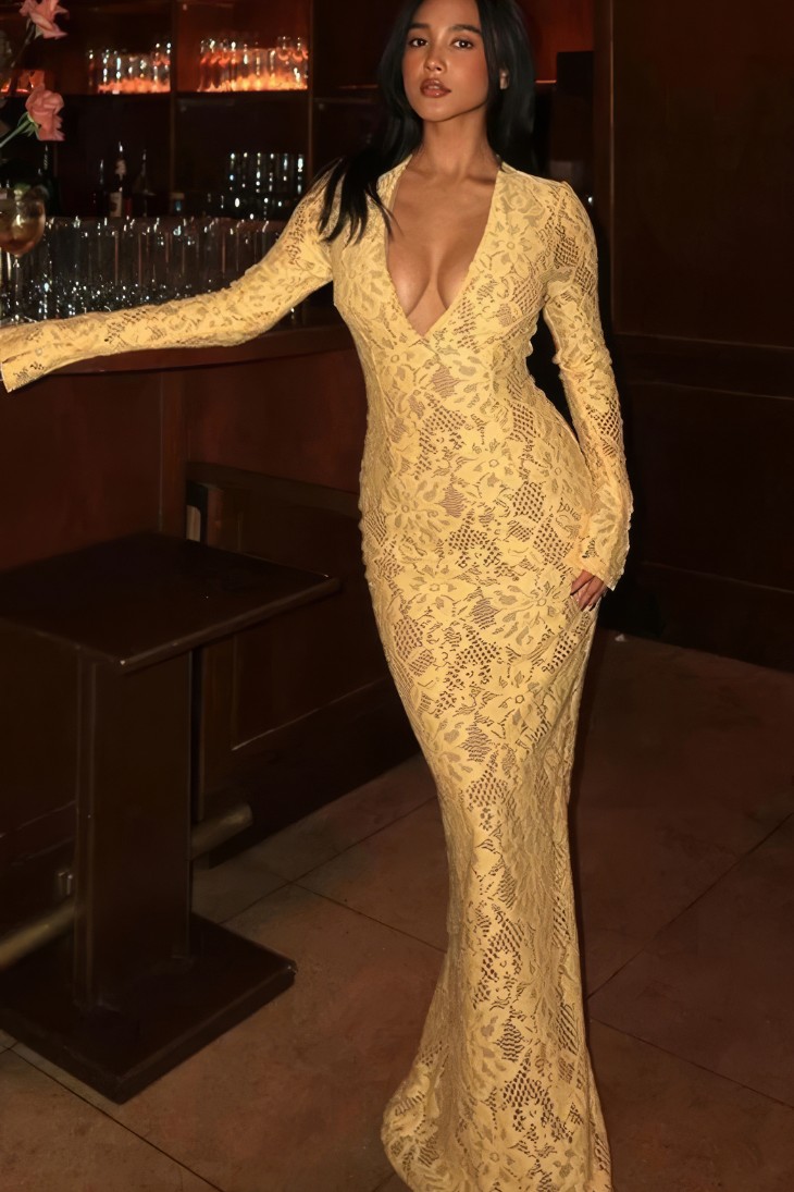 Robe Sirène Longue En Dentelle Jaune Col En V Profond – Nayara
